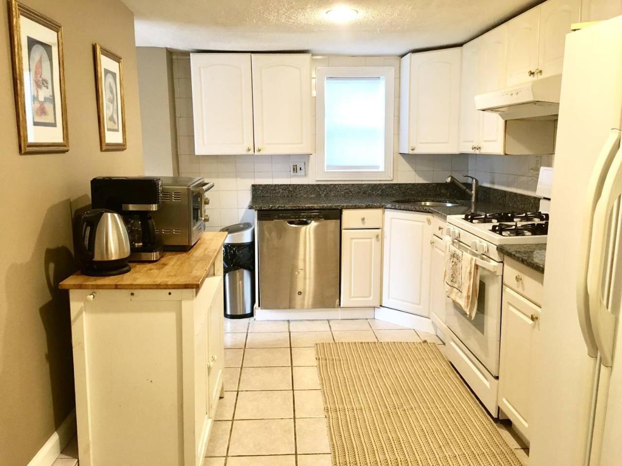 ~*Pet Friendly 30Min To Downtown*~ The Bostonian Βίλα Εξωτερικό φωτογραφία
